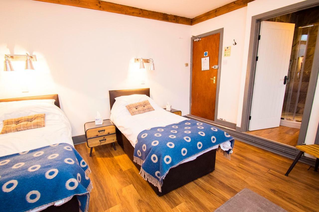 Bed and Breakfast Nik The Greek à Burry Port Extérieur photo